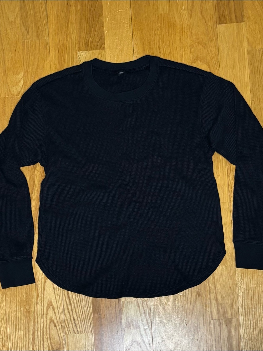 Uniqlo Women’s Black Waffle Thermal Crew Neck Size XS